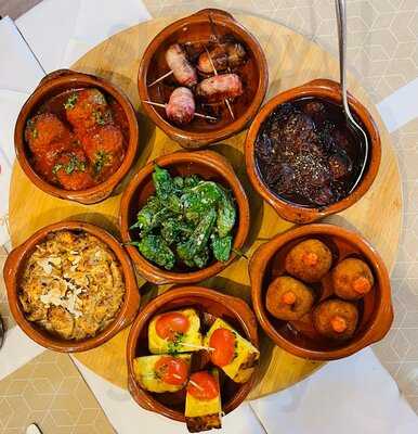 La Cosecha Restaurant