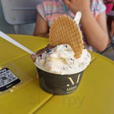 Mina Gelato