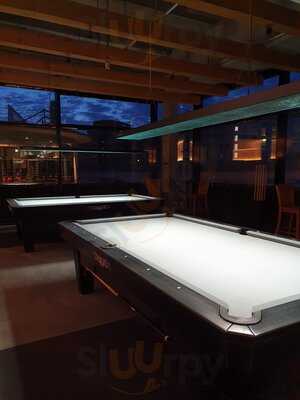 Bata Bar & Billiards Am Alex