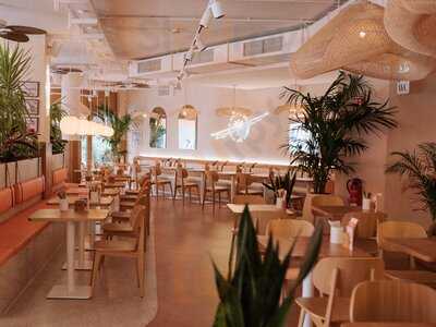 Hulala - Pretty Burger & Drinks