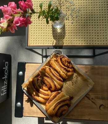 Königsallee 1 Café & Bar