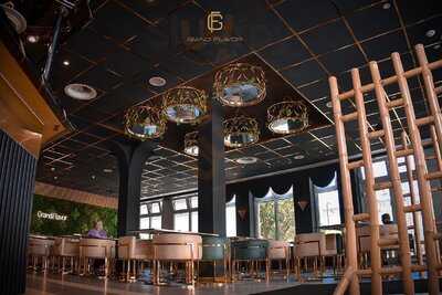 Grand Flavor Restaurant