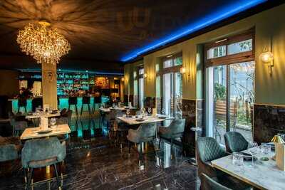 Milo Sushi & Steak Club