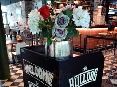 The Bulldog - Burger & Barbecue Bar