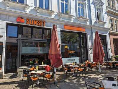 Sunset Restaurant & Bar