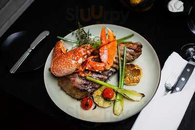 The Court - Bar & Grill