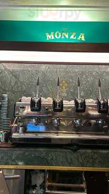 Monza Caffé & Bar