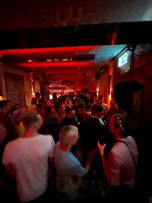 Boazn - Öffentliche Bedürfnisanstalt