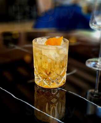 Spices1822 Restaurant-bar