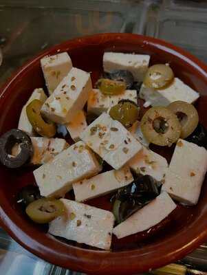 Dirty Rose - Spanish Tapas- & Cocktailbar