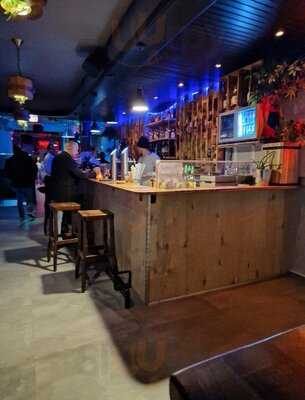 Columbus Cocktail&lounge-bar.