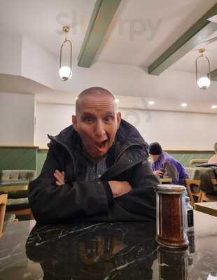 Döner Land Eigelstein.