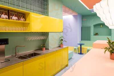 Tipsy Wine Concept Store