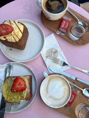 Rollsn'cubes Bakery Dessert 