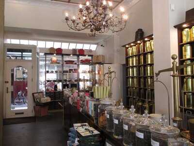 A. C. Perch's Thehandel