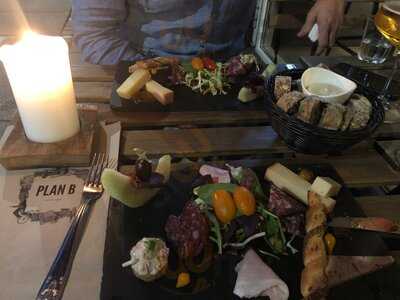 Plan B - Vin & Tapas