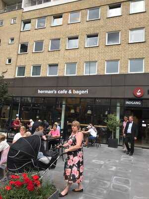 Hermans Cafe & Bageri