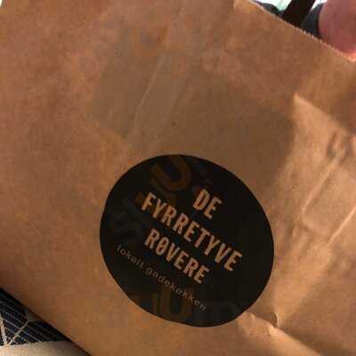 De Fyrretyve Røvere