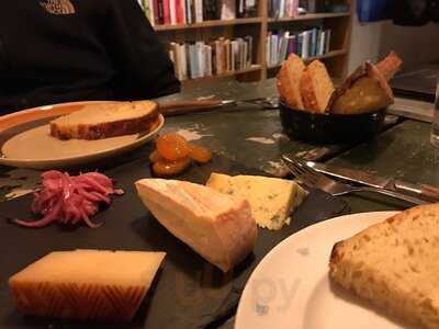 Love's Bog- Og Vincafe