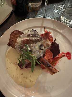 Garden Restaurant & Vinbar