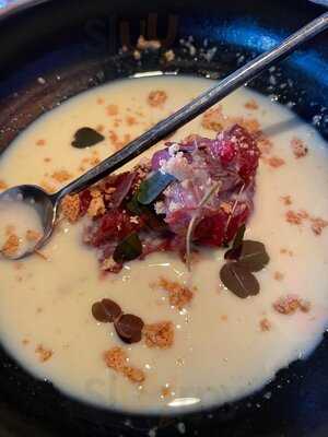 Garden Restaurant & Vinbar