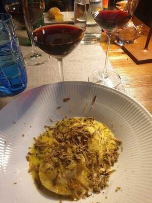 L'enoteca Di Mr. Brunello Restaurant & Wine Shop