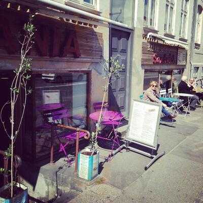 Dania Tapas & Sandwich