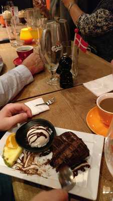 Himona Restaurant & Caffe