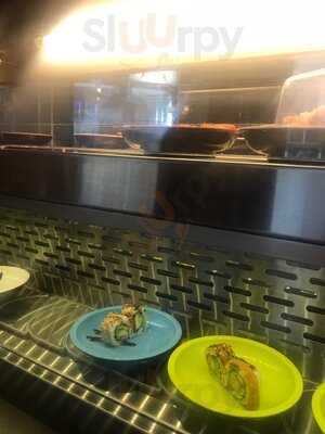 Oyisi Running Sushi & Wok Arhus N