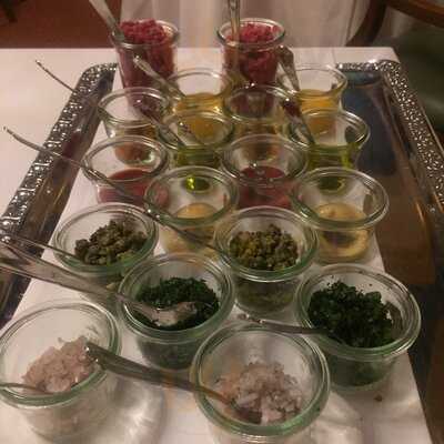 Queens Garden - Hotel Royal