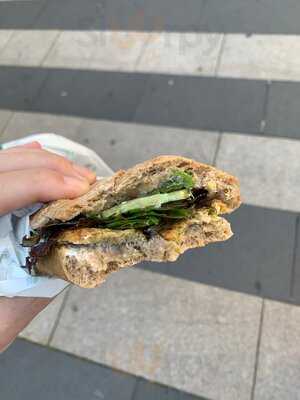 Dee Dee's Sandwiches