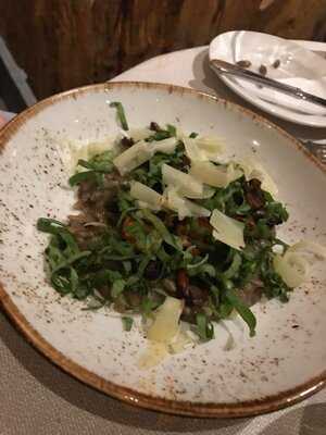 Salt Bar & Restaurant