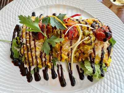 Heering Restaurant And Bistro