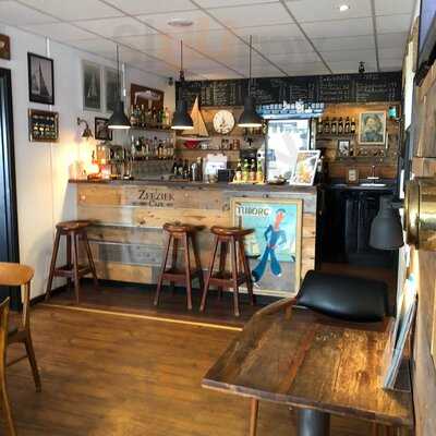 Zeeziek Cafe