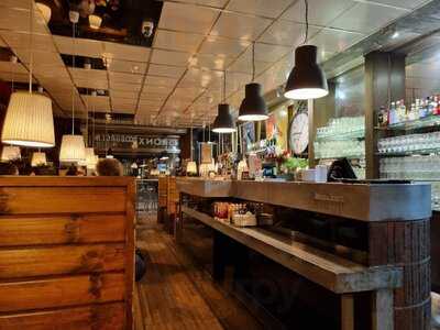 The Bronx Burger Bar