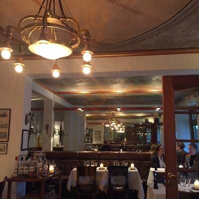 Ambassaden & Konsulatet