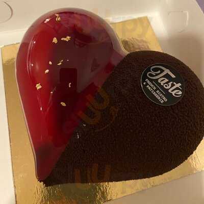 Taste Bistro & Patisserie
