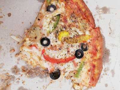 Iboo's Pizza & Pakistansk Takeaway