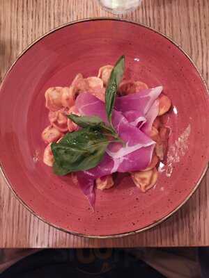 Milano Restaurant & Pizzaria