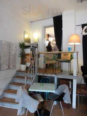 Røde Roses Kaffebar