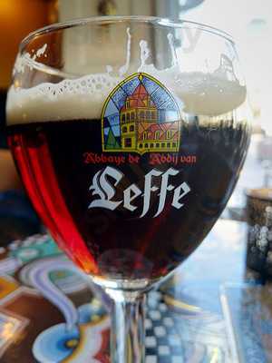 Y's Café And Cocktail