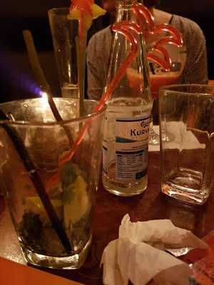 Y's Café And Cocktail