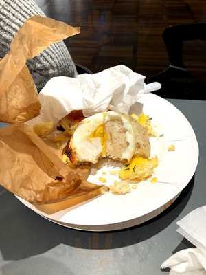 Foodmarket - Terminal 2