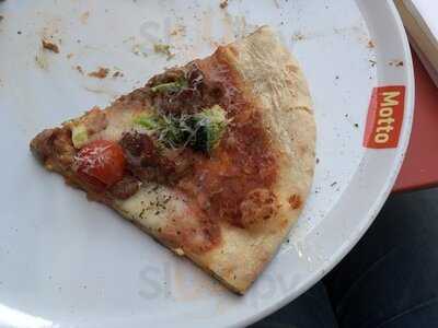 Motto Bar & Trattoria