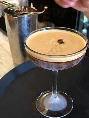 Motto Bar & Trattoria