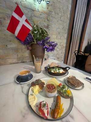 Ø12 - Coffee & Eatery