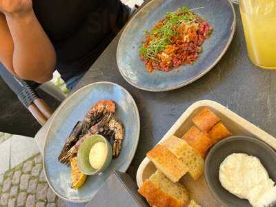 Darling Bistro & Bar