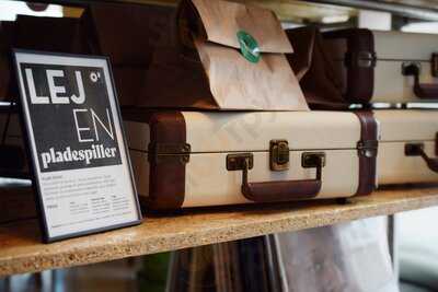 Album - Bar Med Plader