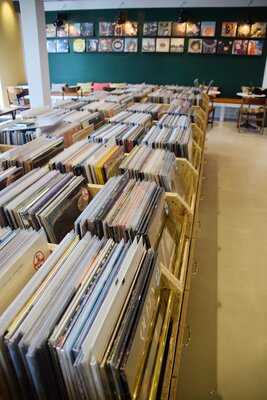 Album - Bar Med Plader