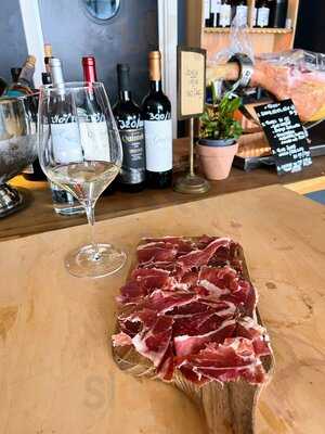 Vesterhus Wine & Charcuterie